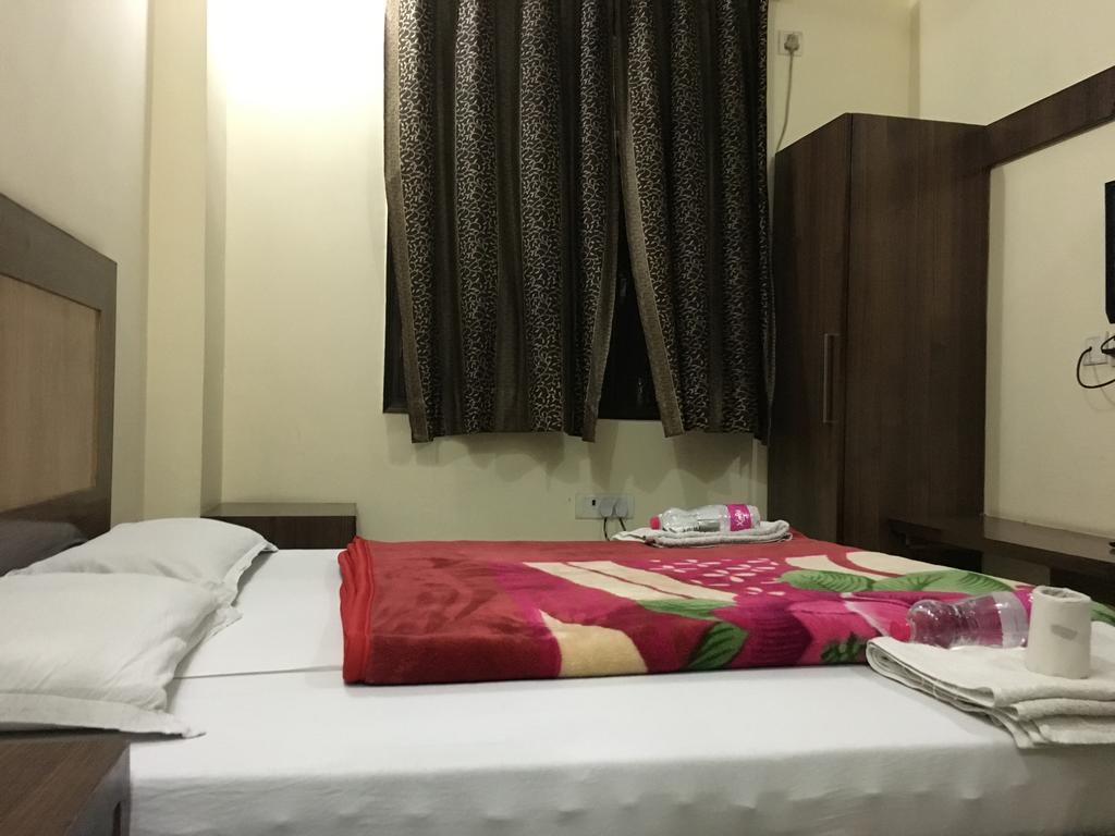 Hotel Vintage Inn New Delhi Luaran gambar