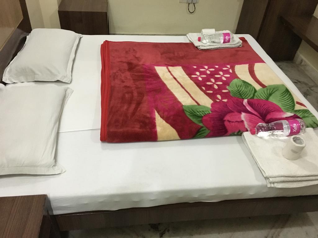 Hotel Vintage Inn New Delhi Luaran gambar