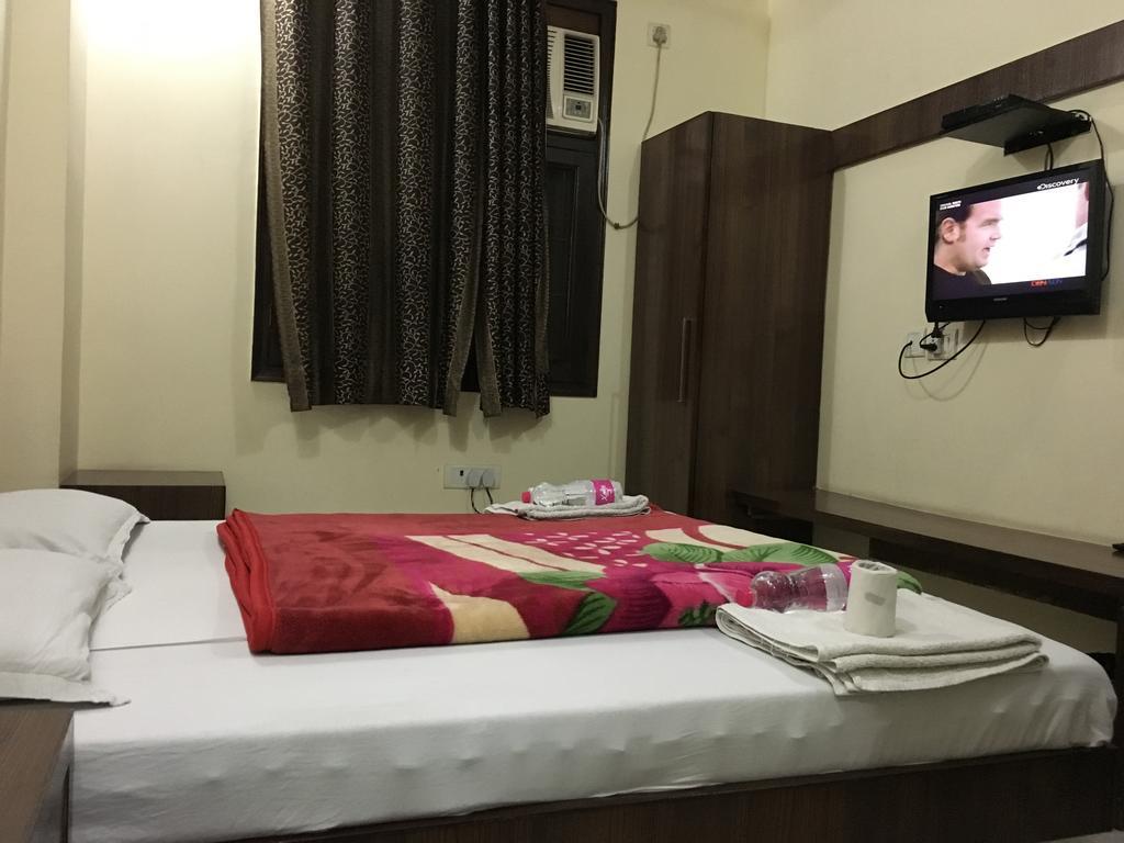 Hotel Vintage Inn New Delhi Luaran gambar